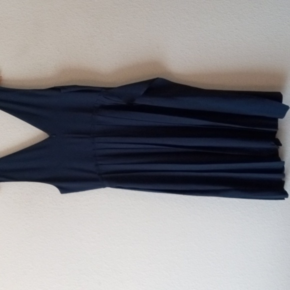 Lewitt Dress - Picture 7 of 8